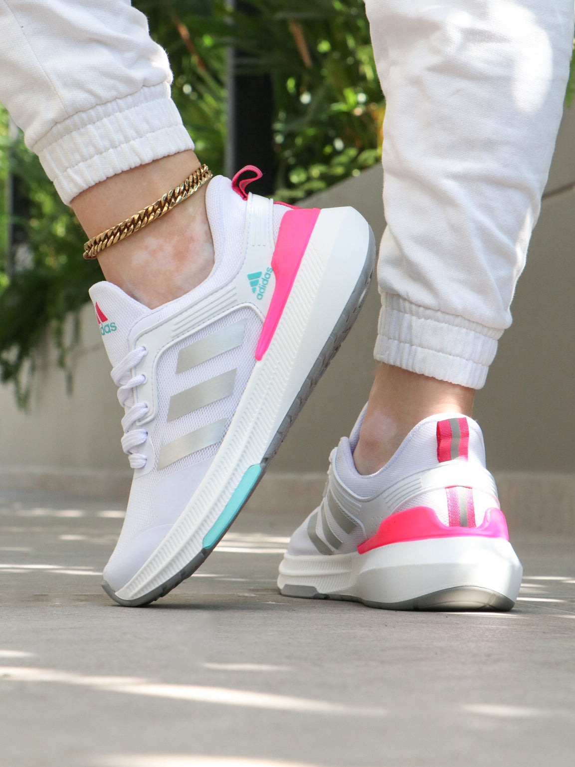 TENNIS ADIDAS AN10