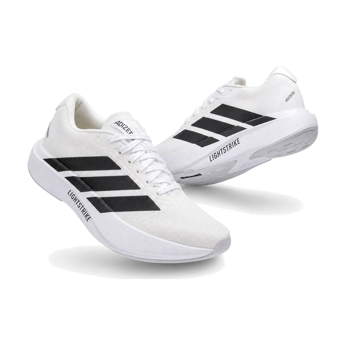 Adidas Zero MT color blanco negro — par en vista 3D, fondo blanco
