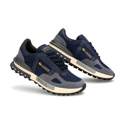 Lacoste Caballero color azul marino — par en vista 3D, fondo blanco