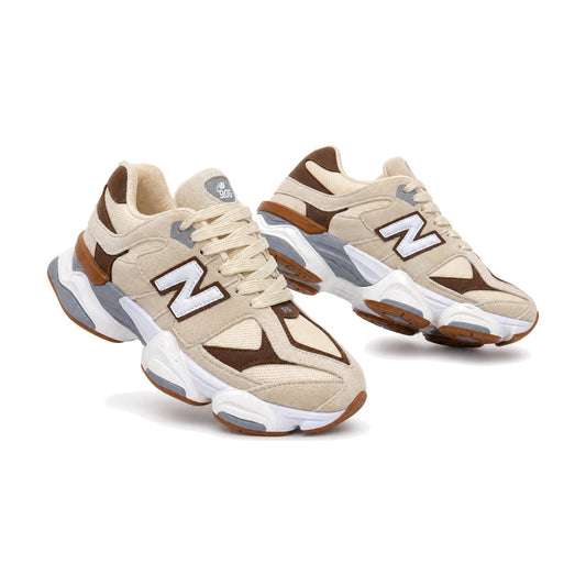 New Balance 9060 Dama color beige — par en vista 3D, fondo blanco