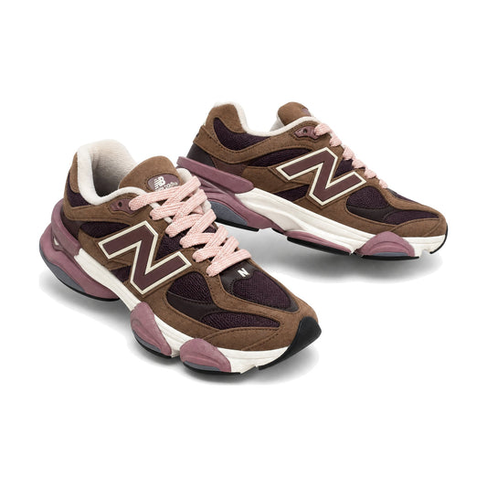 New Balance SLM Dama Marrón color marron — par en vista 3D, fondo blanco