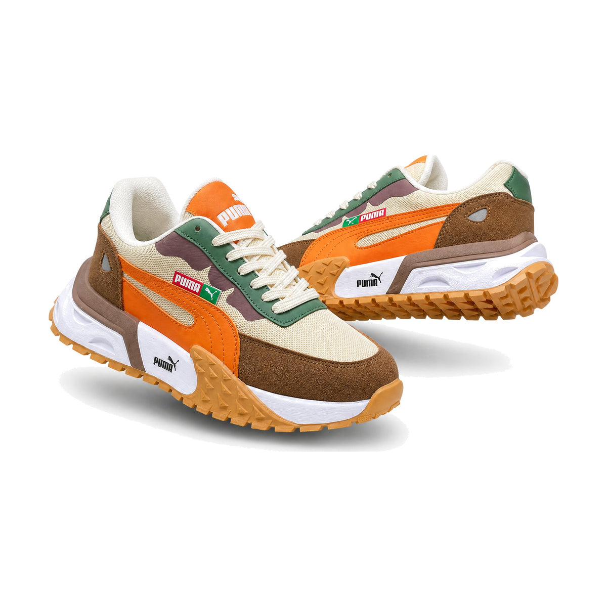 Puma Easy Rider color marron naranja — par en vista 3D, fondo blanco