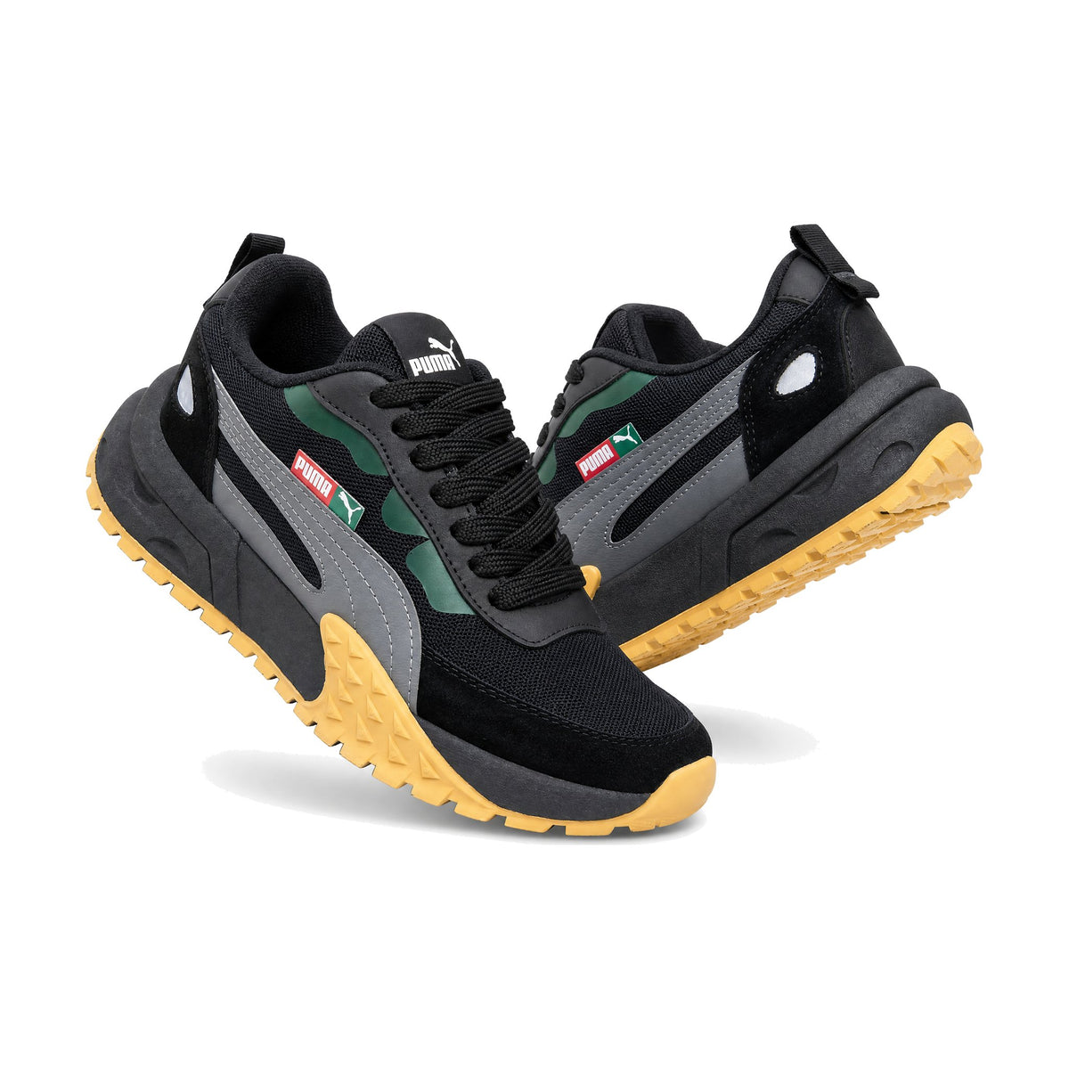 Puma Easy Rider color negro verde — par en vista 3D, fondo blanco